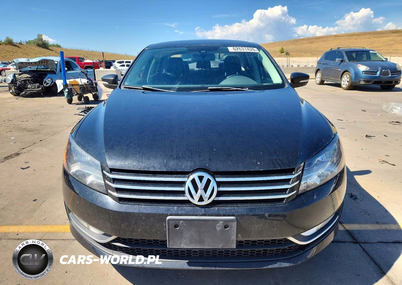 2015 Volkswagen Passat S VIN:1VWAS7A33FC121366 - 5