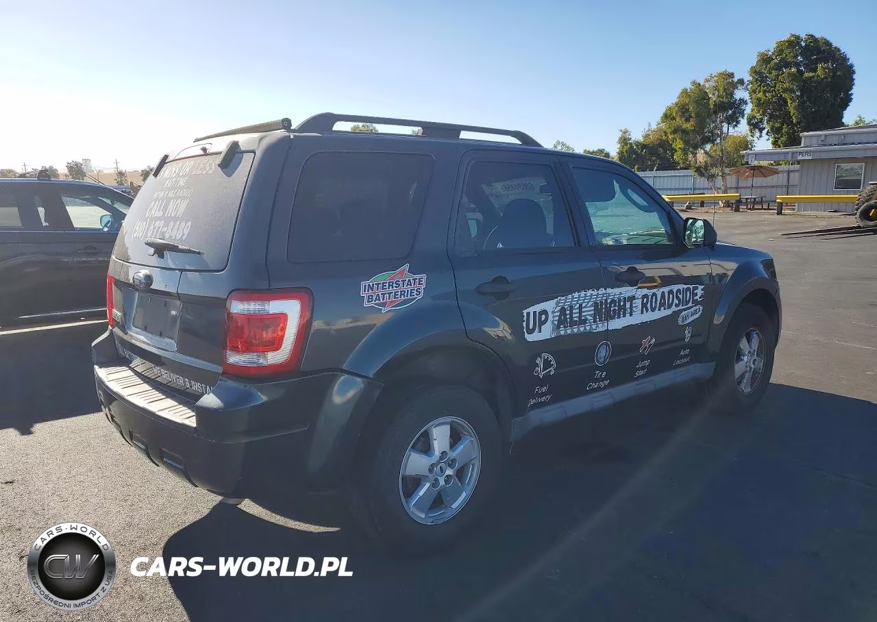 2009 Ford Escape Xlt VIN:1FMCU03769KB28671 - 3