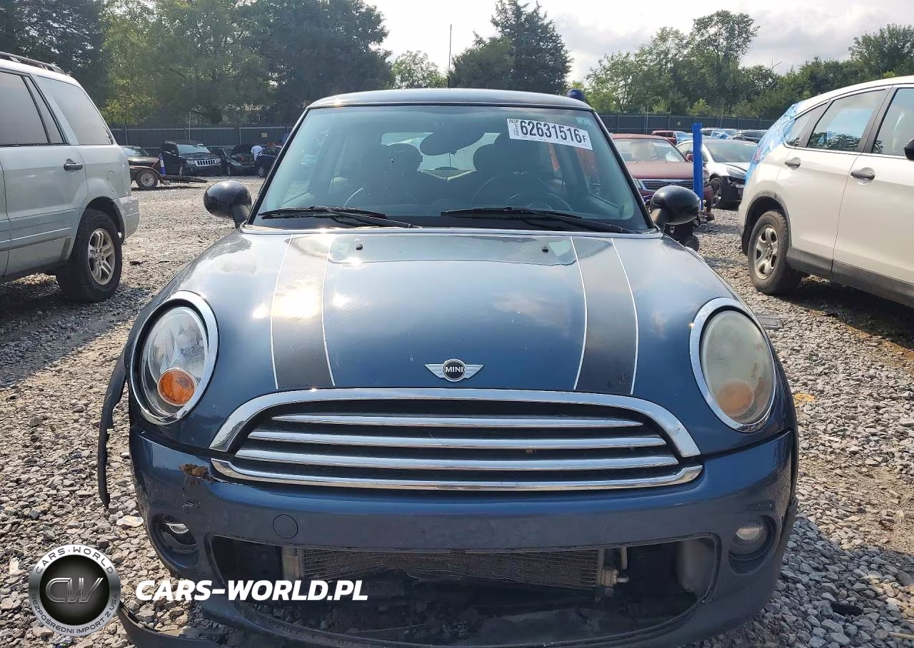 2011 Mini Cooper VIN:WMWSU3C59BT096232 - 5
