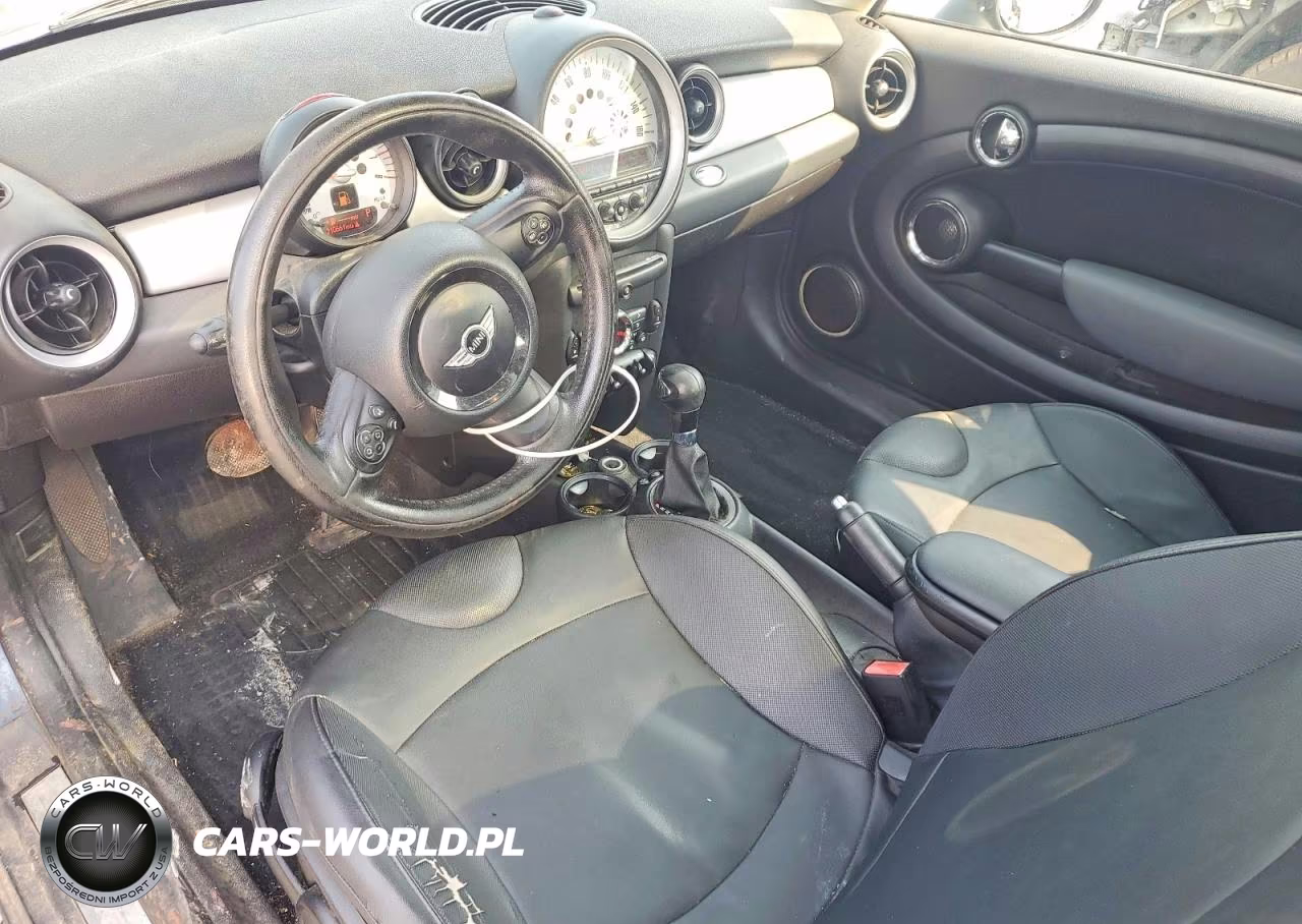 2011 Mini Cooper VIN:WMWSU3C59BT096232 - 8