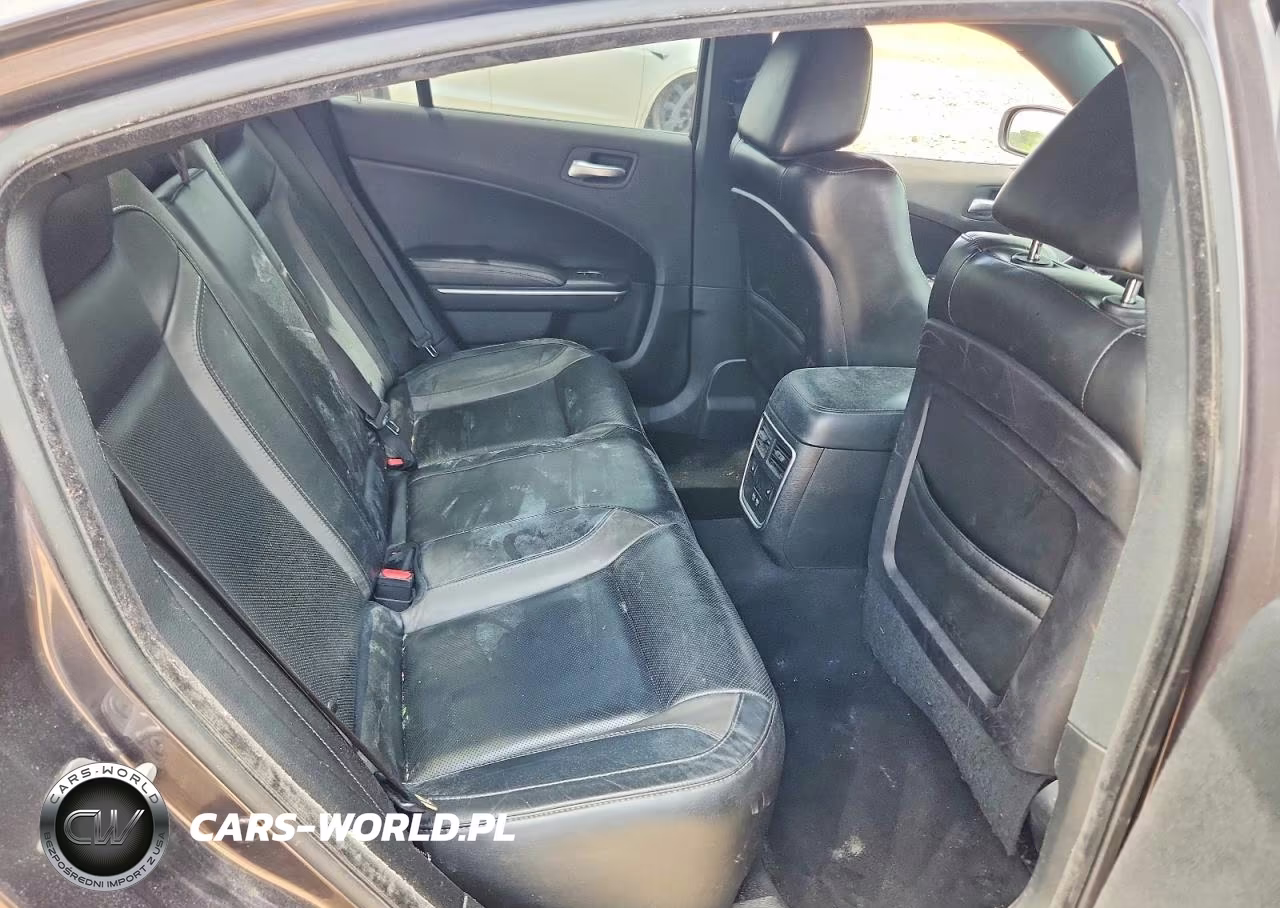 2019 Dodge Charger Sxt VIN:2C3CDXBG5KH724676 - 10