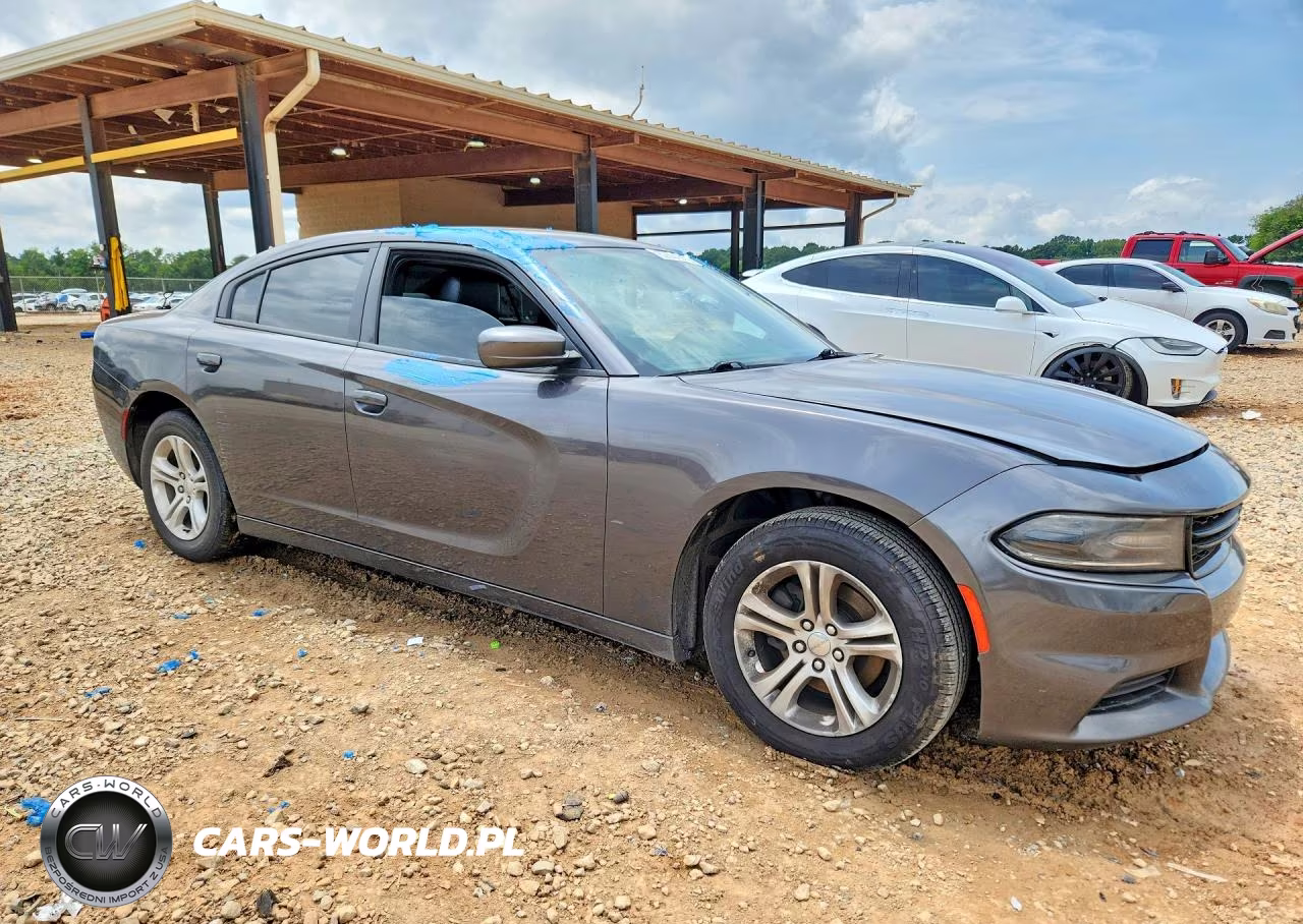 2019 Dodge Charger Sxt VIN:2C3CDXBG5KH724676 - 4