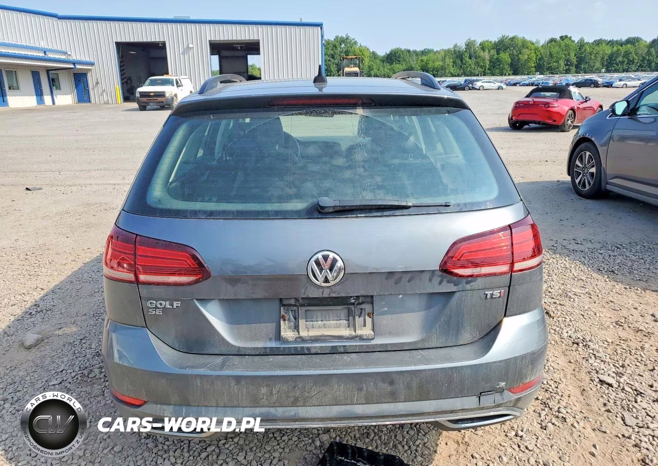 2018 Volkswagen Golf Sportwagen S VIN:3VWD17AU2JM753047 - 6