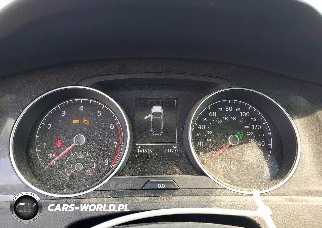 2018 Volkswagen Golf Sportwagen S VIN:3VWD17AU2JM753047 - 9