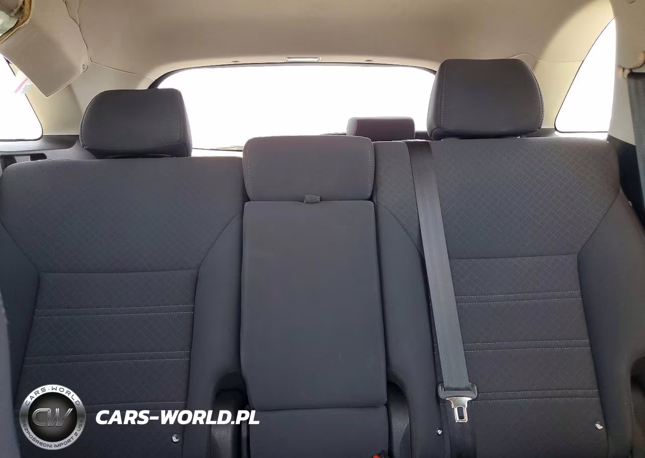 2018 Kia Sorento Lx V6 VIN:5XYPGDA52JG372625 - 10
