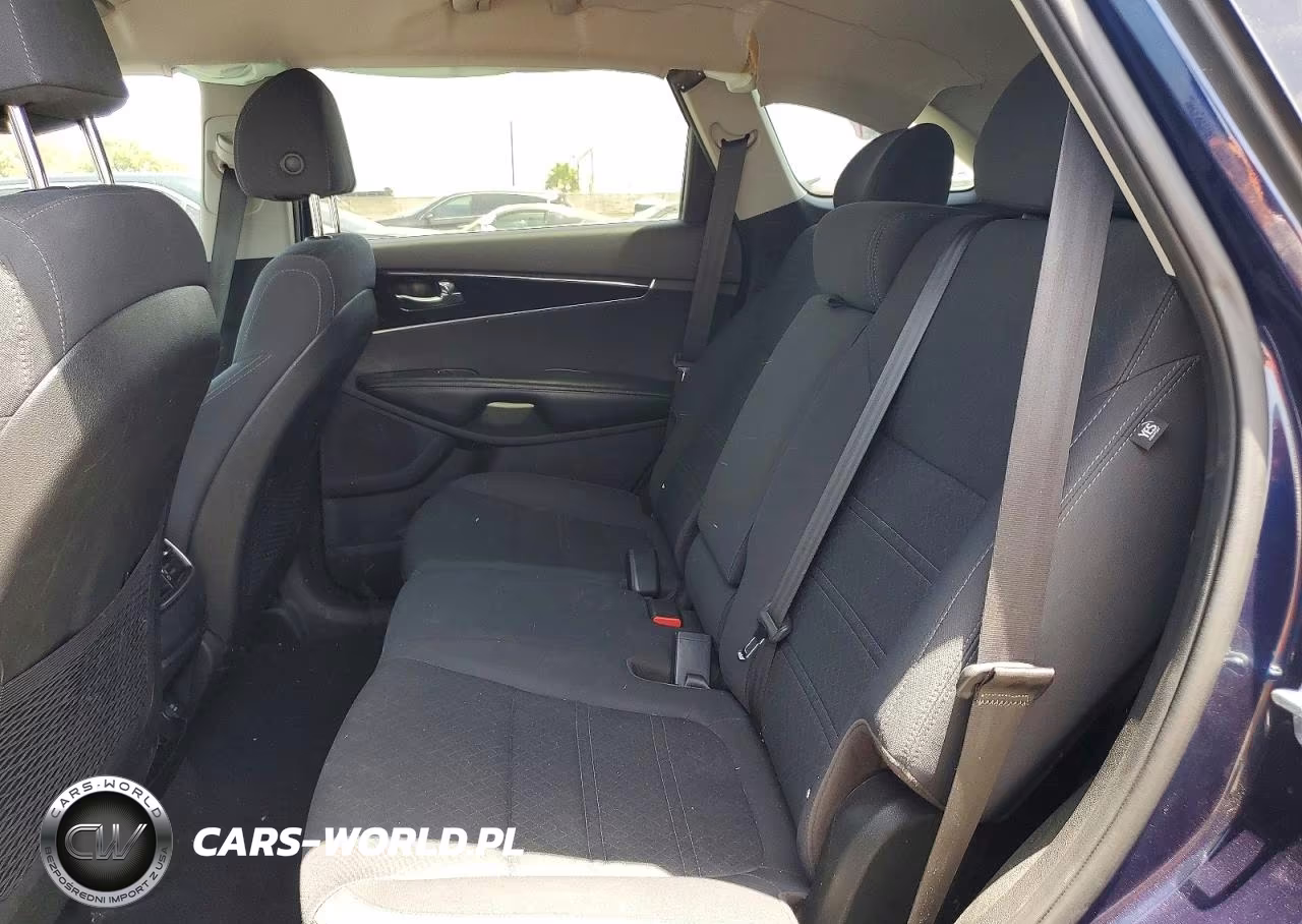 2018 Kia Sorento Lx V6 VIN:5XYPGDA52JG372625 - 11