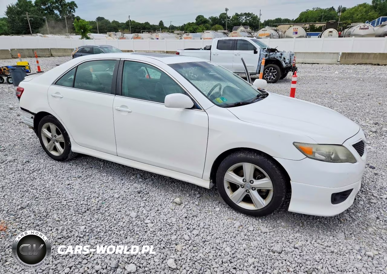 2011 Toyota Camry Se V6 VIN:4T1BK3EK9BU632243 - 4