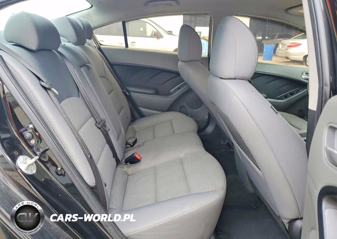 2017 Kia Forte Lx VIN:3KPFL4A72HE074978 - 10