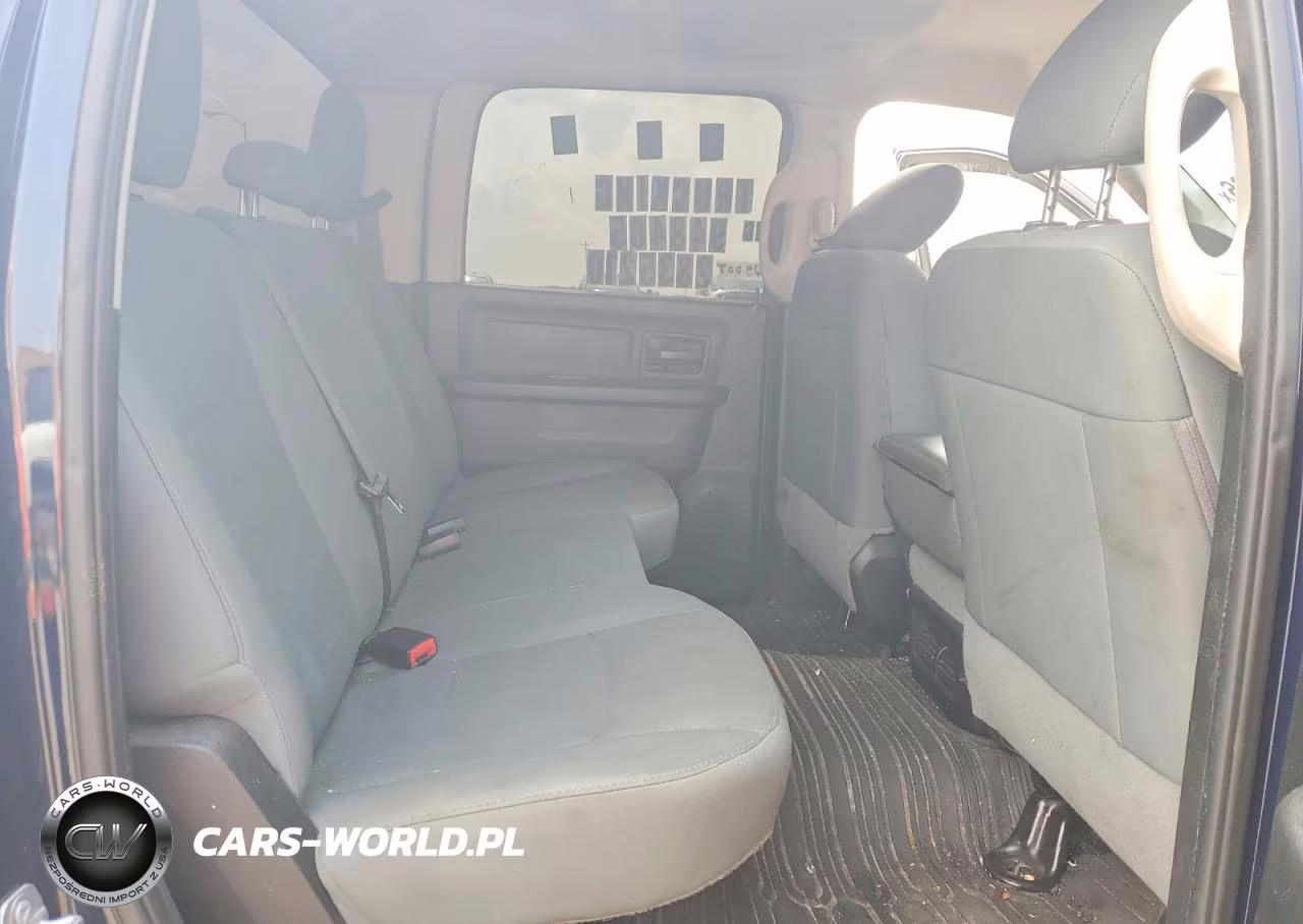 2018 Ram 2500 St VIN:3C6UR5CL2JG358103 - 10