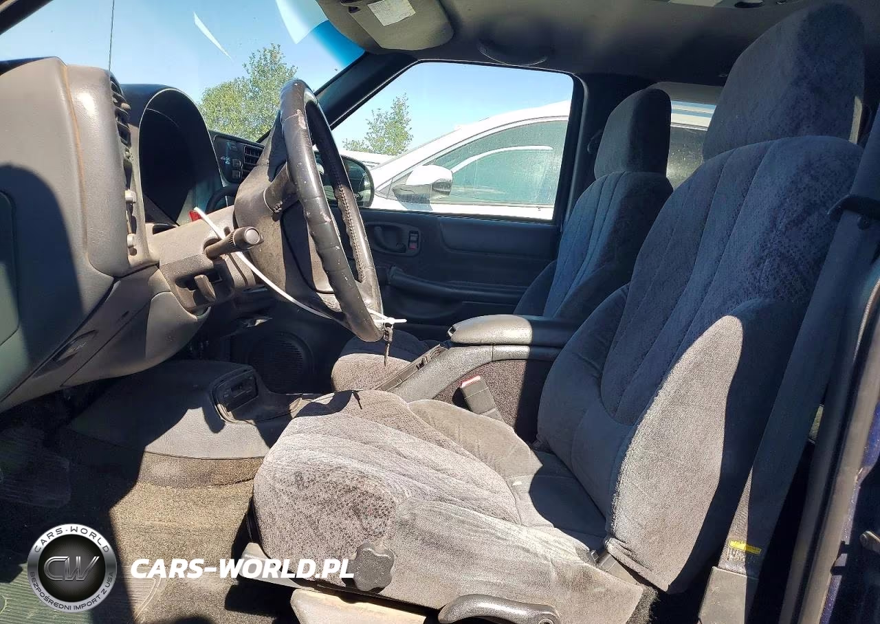 2001 Chevrolet S Truck S10 VIN:1GCDT13W01K169570 - 7
