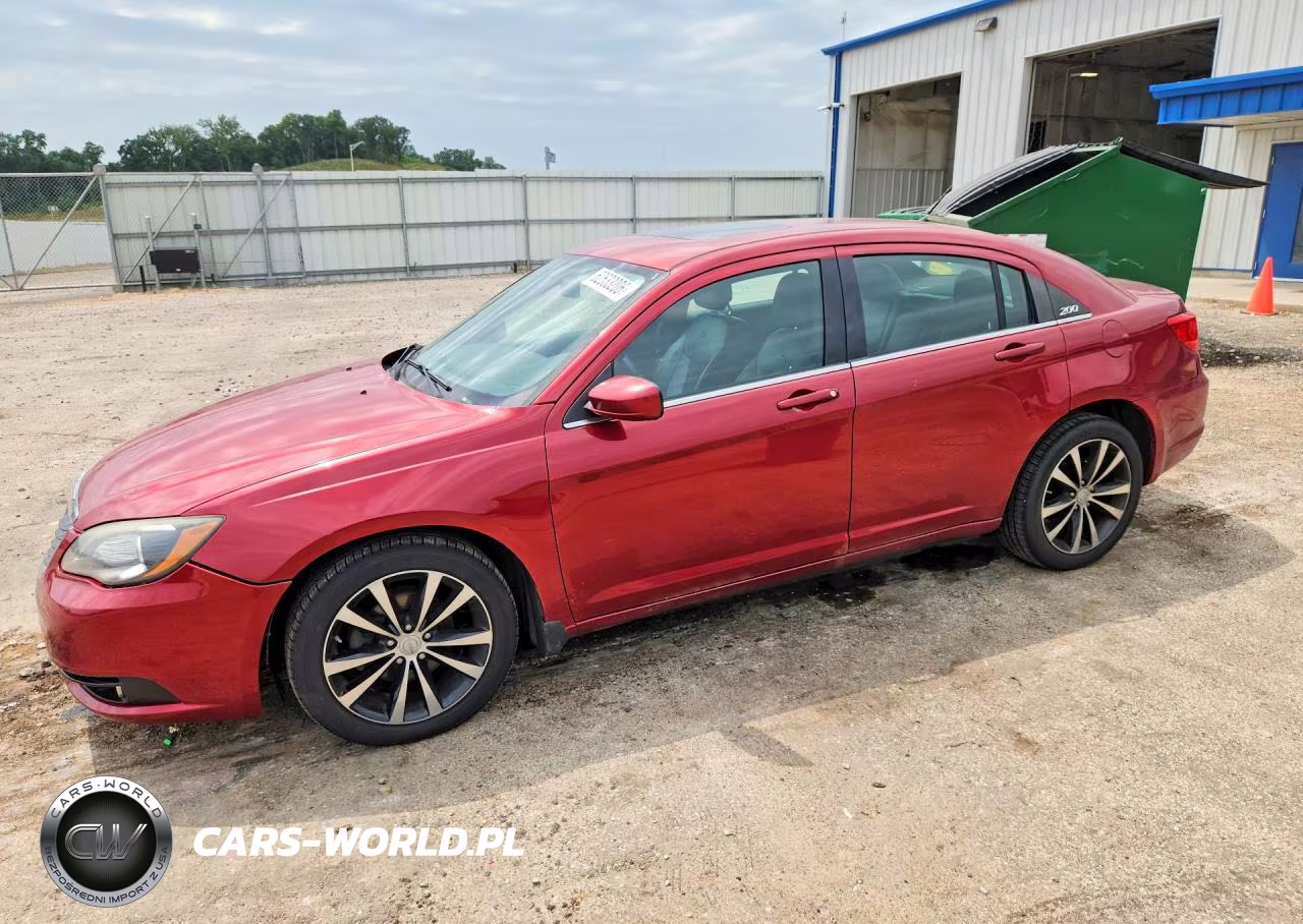 2011 Chrysler 200 S VIN:1C3BC8FG0BN567662 - 1