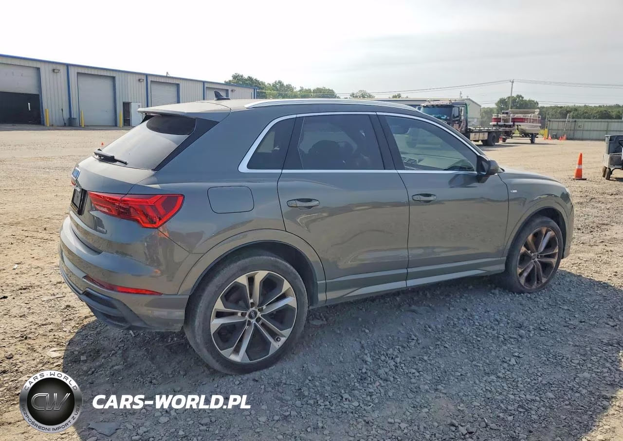 2020 Audi Q3 Premium Plus S-Line VIN:WA1EECF31L1026920 - 3