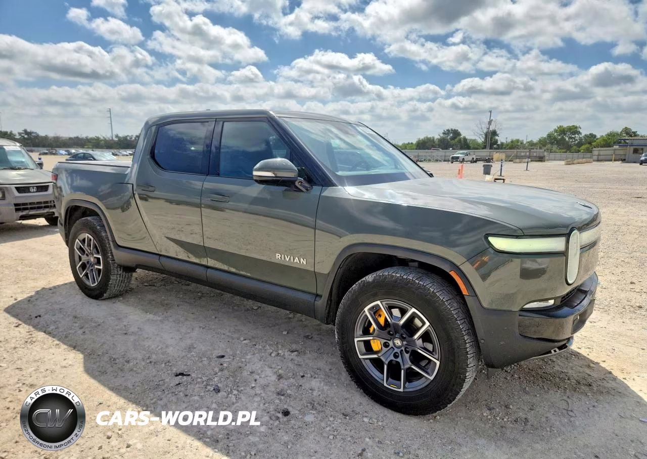 2022 Rivian R1T Launch Edition VIN:7FCTGAAL6NN001357 - 4