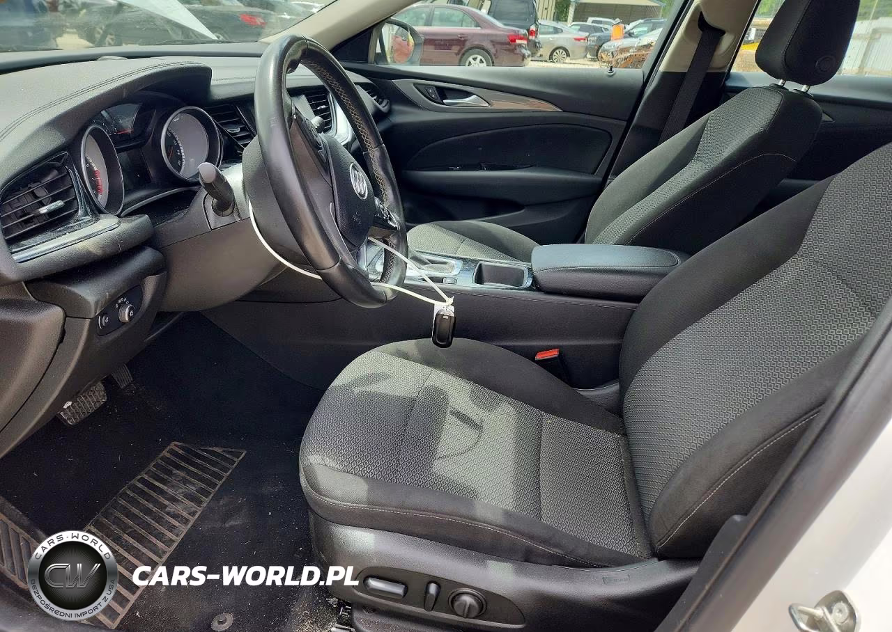 2018 Buick Regal Preferred VIN:W04GL6SX8J1061752 - 7