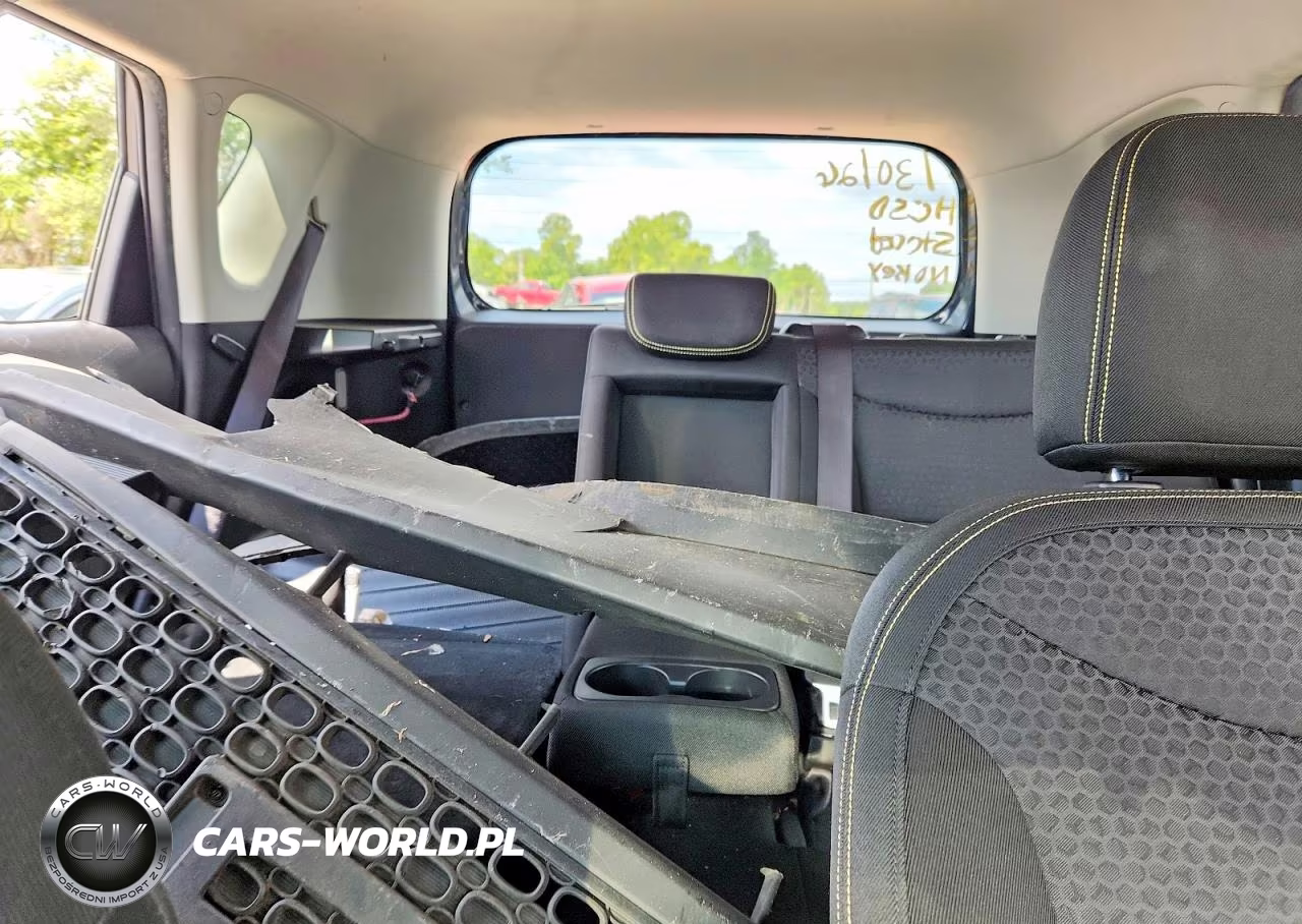 2015 Kia Soul + VIN:KNDJP3A54F7119424 - 10