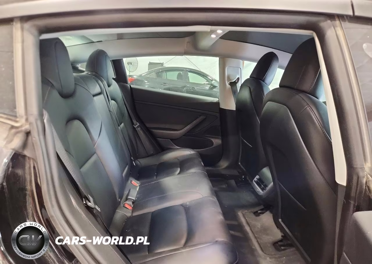 2021 Tesla Model 3 VIN:5YJ3E1EB1MF939051 - 10