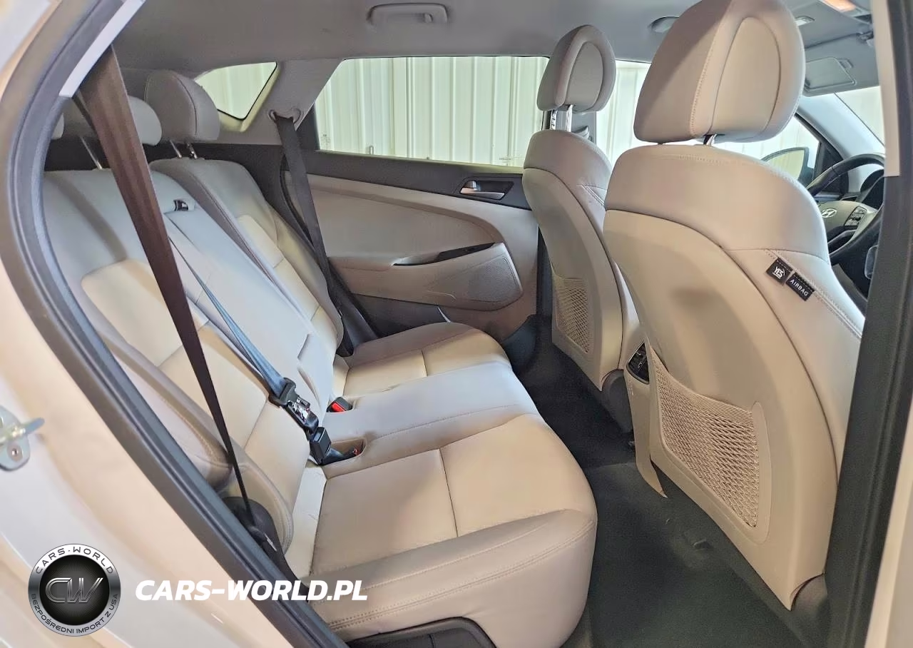 2017 Hyundai Tucson Sport VIN:KM8J3CA25HU281886 - 11