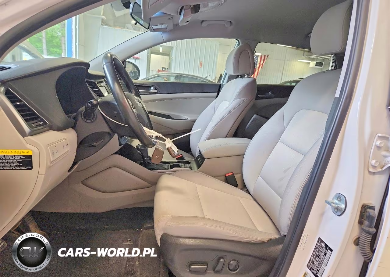 2017 Hyundai Tucson Sport VIN:KM8J3CA25HU281886 - 7