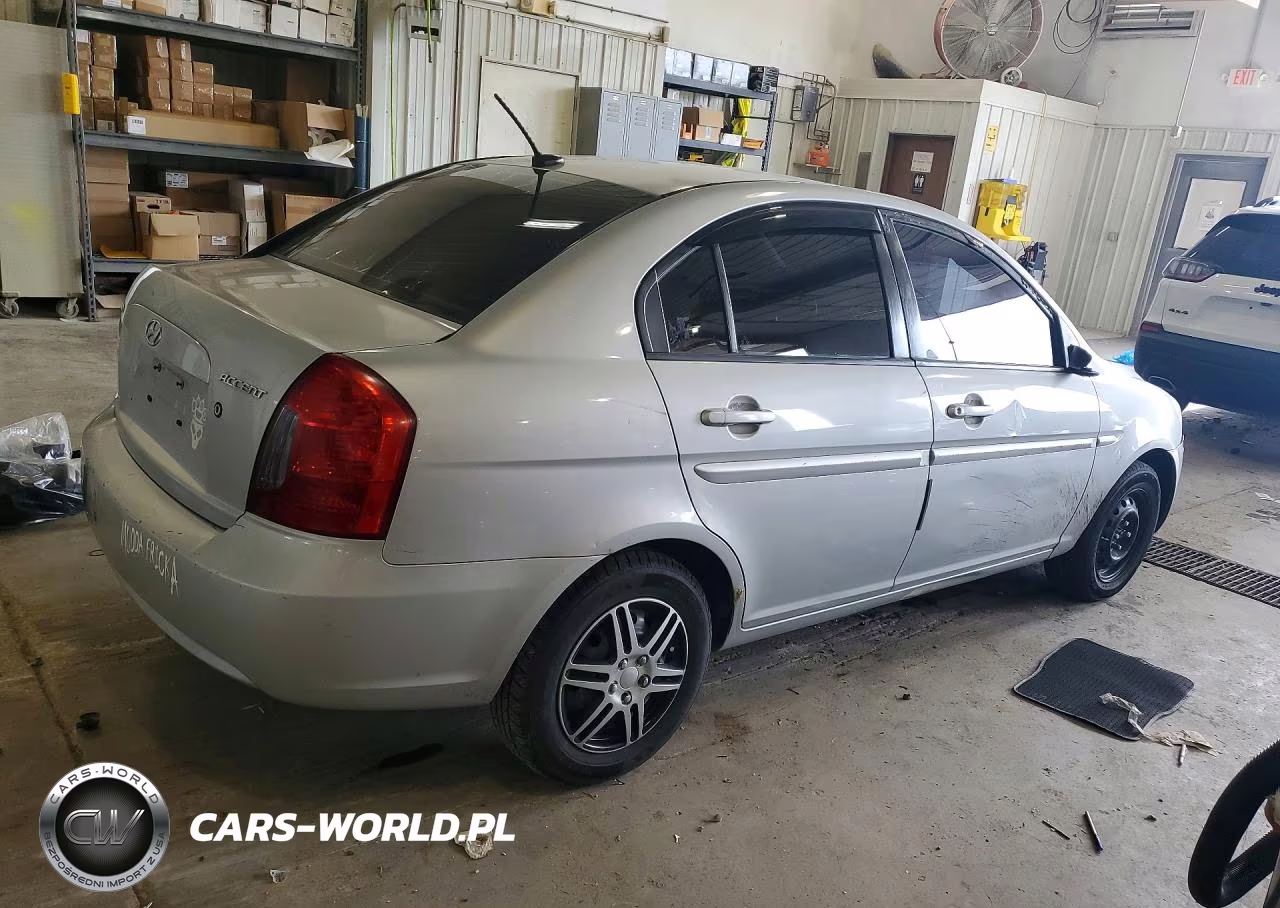 2008 Hyundai Accent Gls VIN:KMHCN46C38U275515 - 3