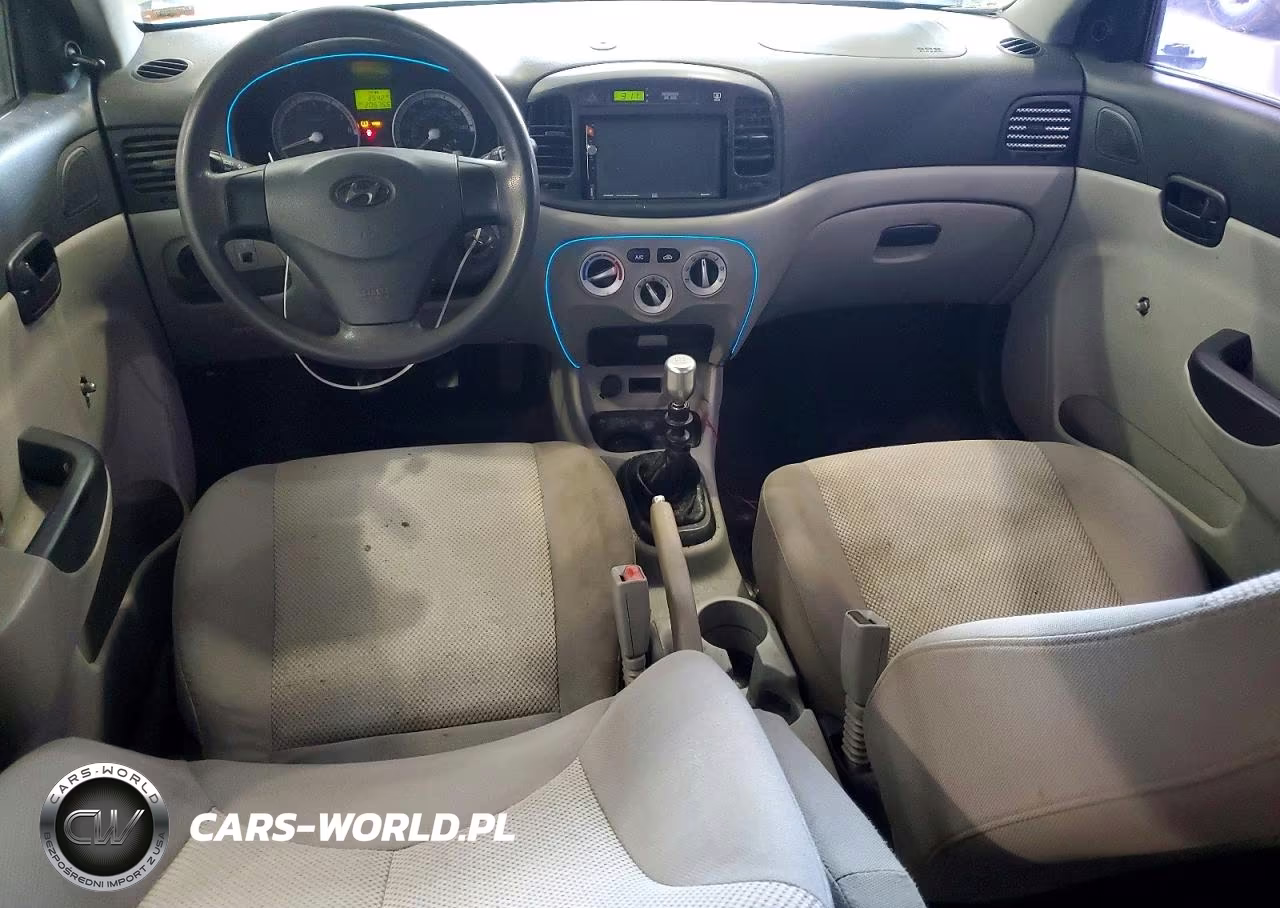 2008 Hyundai Accent Gls VIN:KMHCN46C38U275515 - 8