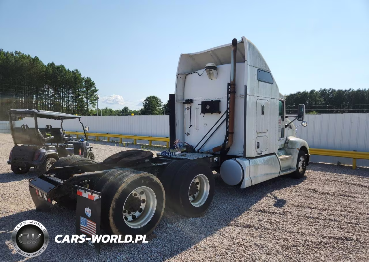 2013 Kenworth T660 Semi Truck VIN:1XKADP9X0DJ360360 - 3