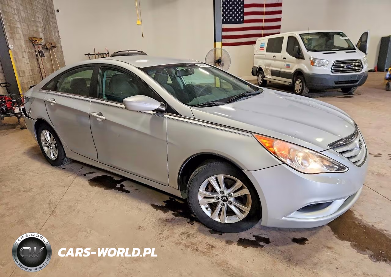 2011 Hyundai Sonata Gls VIN:5NPEB4AC5BH230929 - 4
