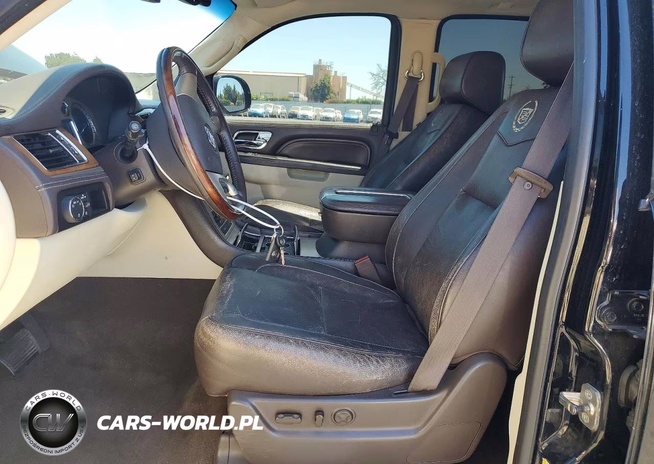 2011 Cadillac Escalade Platinum VIN:1GYS4DEF7BR263743 - 7