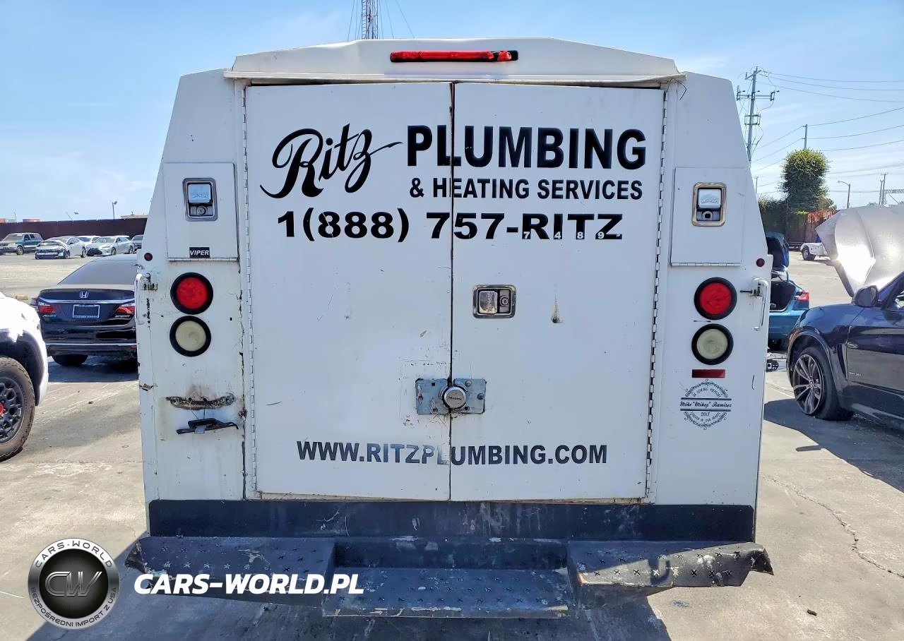 2013 Ford Econoline E350 Super Duty Cutaway Van VIN:1FDWE3FL5DDA02562 - 6