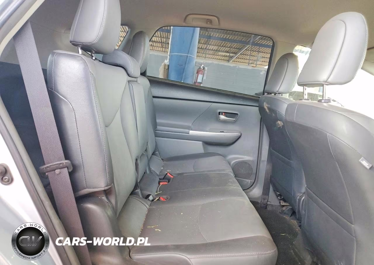 2014 Toyota Prius V Five VIN:JTDZN3EU4E3317064 - 10