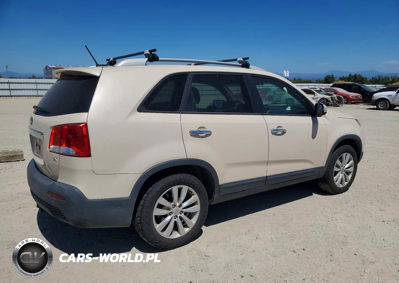 2011 Kia Sorento Ex VIN:5XYKU3A15BG075859 - 3