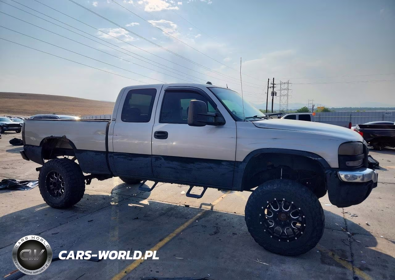 2005 GMC New Sierra K1500 VIN:1GTEK19B75E340332 - 4