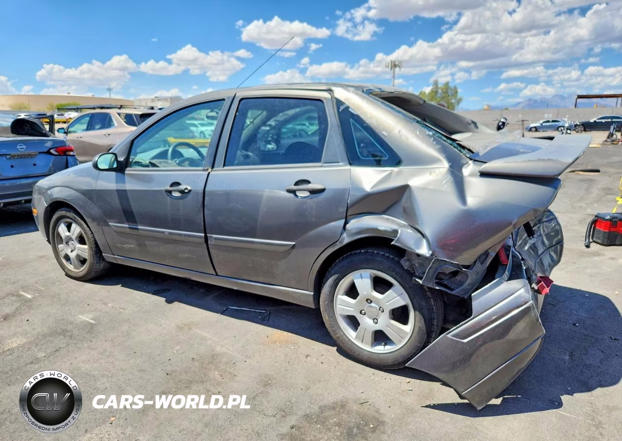 2005 Ford Focus Zx4 VIN:1FAFP34N65W271359 - 2