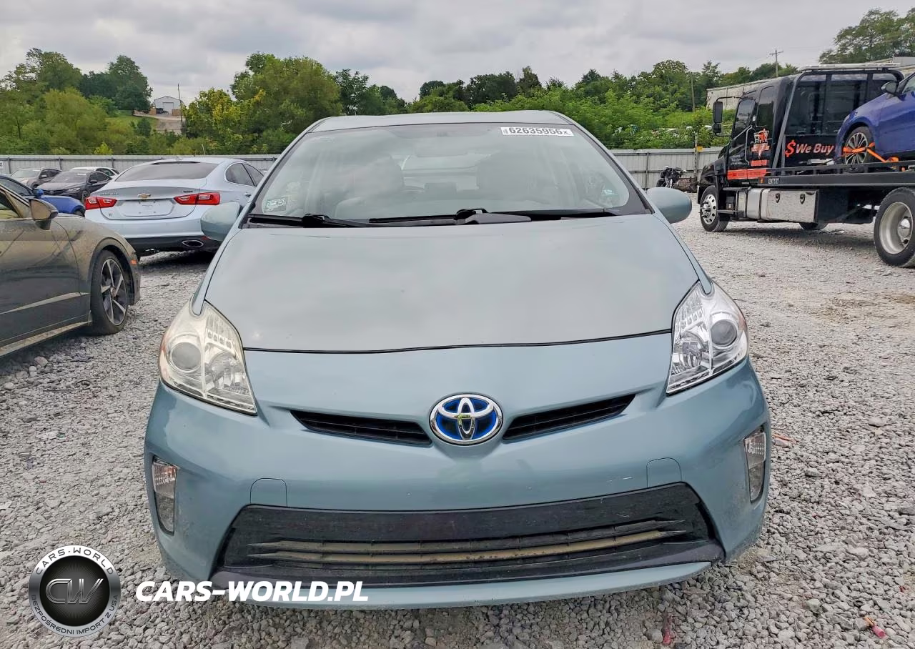 2012 Toyota Prius Three VIN:JTDKN3DU5C1588856 - 5