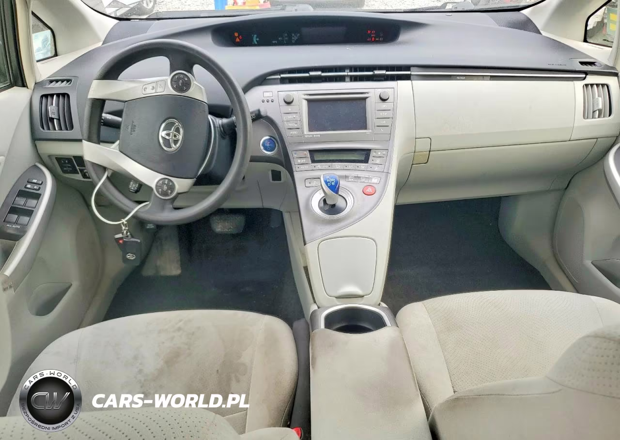 2012 Toyota Prius Three VIN:JTDKN3DU5C1588856 - 8