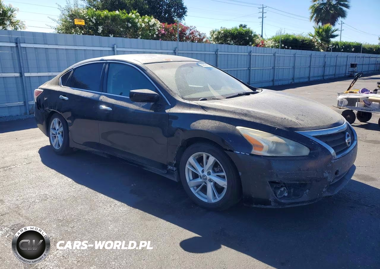 2015 Nissan Altima 2.5 Sv VIN:1N4AL3AP5FC185913 - 4