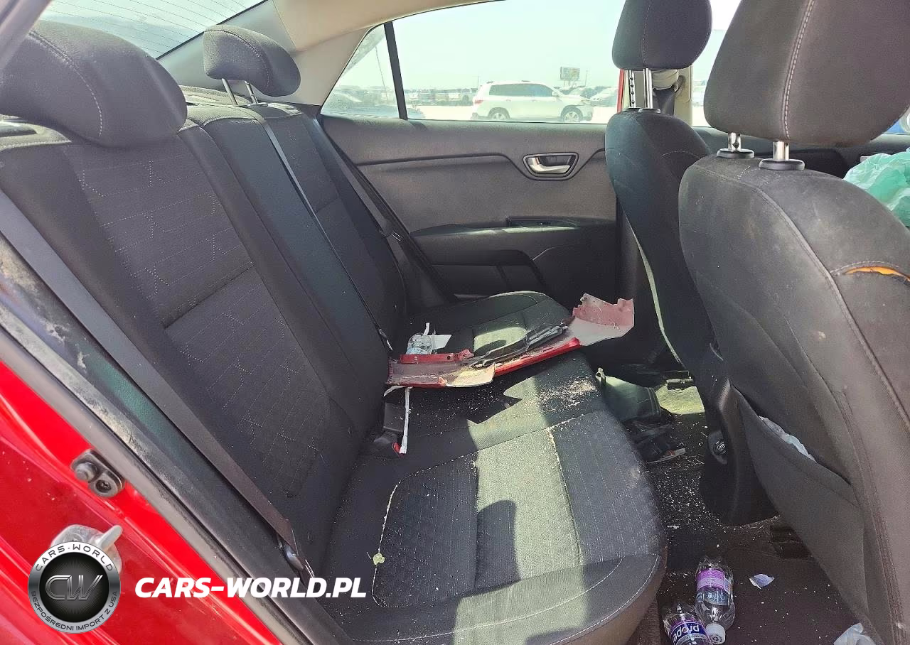 2019 Kia Rio S VIN:3KPA24AB5KE200727 - 10