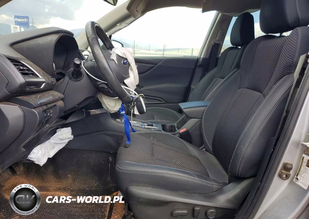 2022 Subaru Forester Premium VIN:JF2SKAEC2NH507214 - 7
