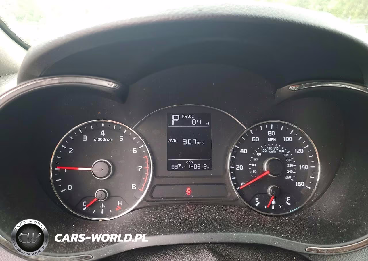 2017 Kia Forte Lx VIN:3KPFK4A79HE153325 - 9