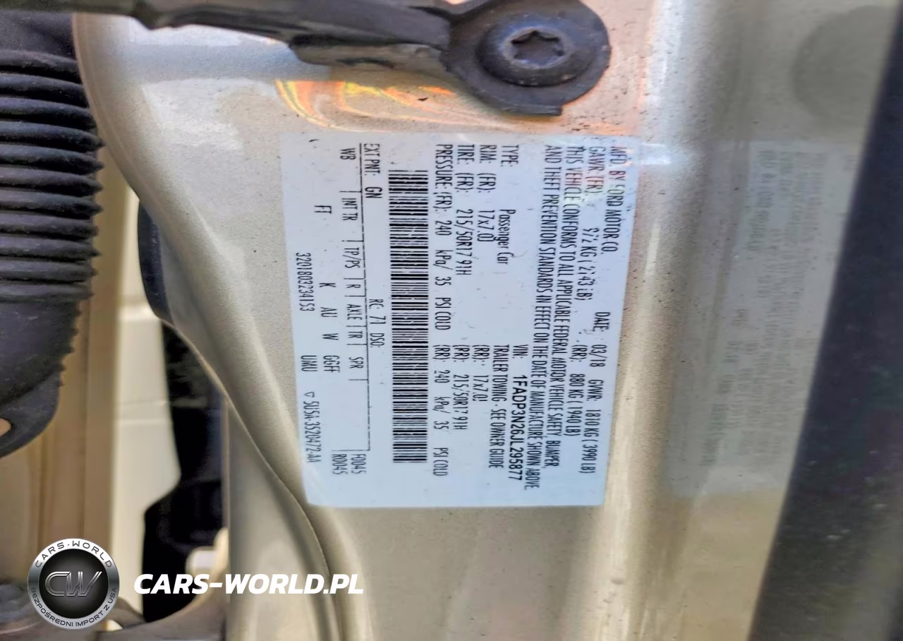 2018 Ford Focus Titanium VIN:1FADP3N26JL295877 - 12