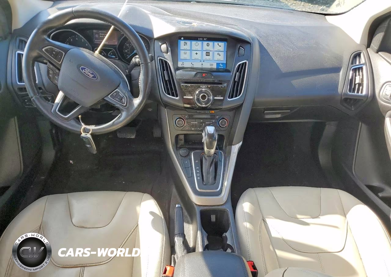2018 Ford Focus Titanium VIN:1FADP3N26JL295877 - 8