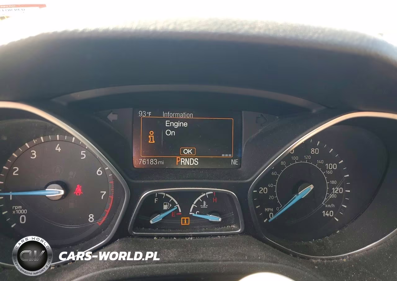 2018 Ford Focus Titanium VIN:1FADP3N26JL295877 - 9