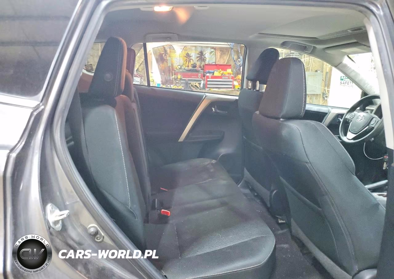2015 Toyota Rav4 Xle VIN:2T3RFREV1FW283026 - 11