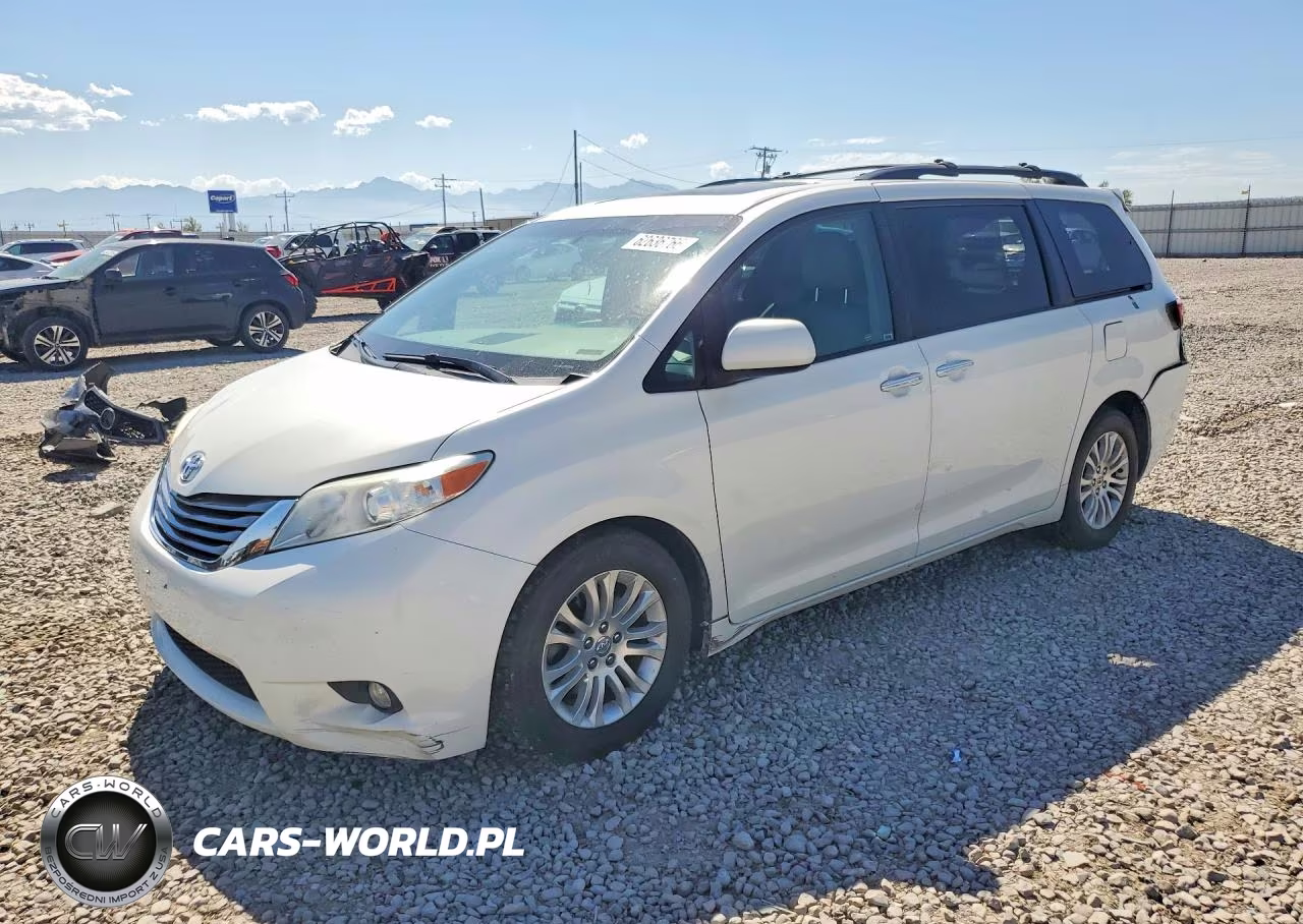 2017 Toyota Sienna Xle 8-Passenger – zdjęcie 1 z 13