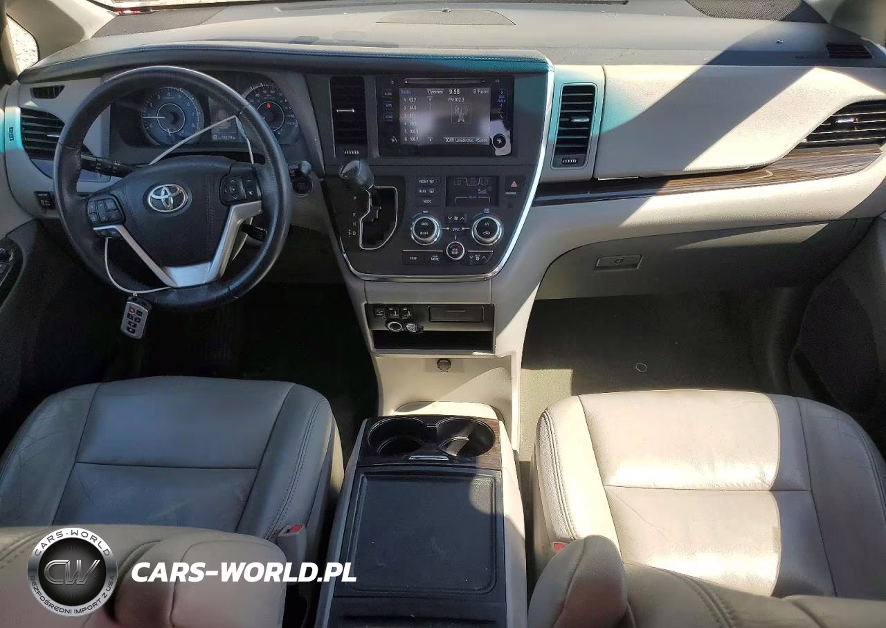 2017 Toyota Sienna Xle 8-Passenger VIN:5TDYZ3DC2HS889388 - 8
