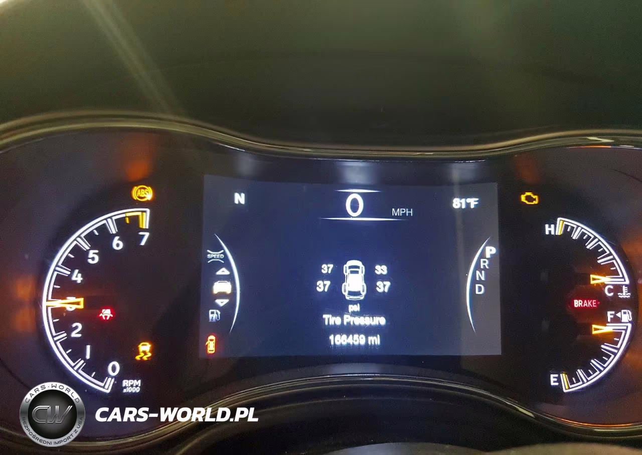 2020 Jeep Grand Cherokee Laredo VIN:1C4RJFAG5LC401159 - 9