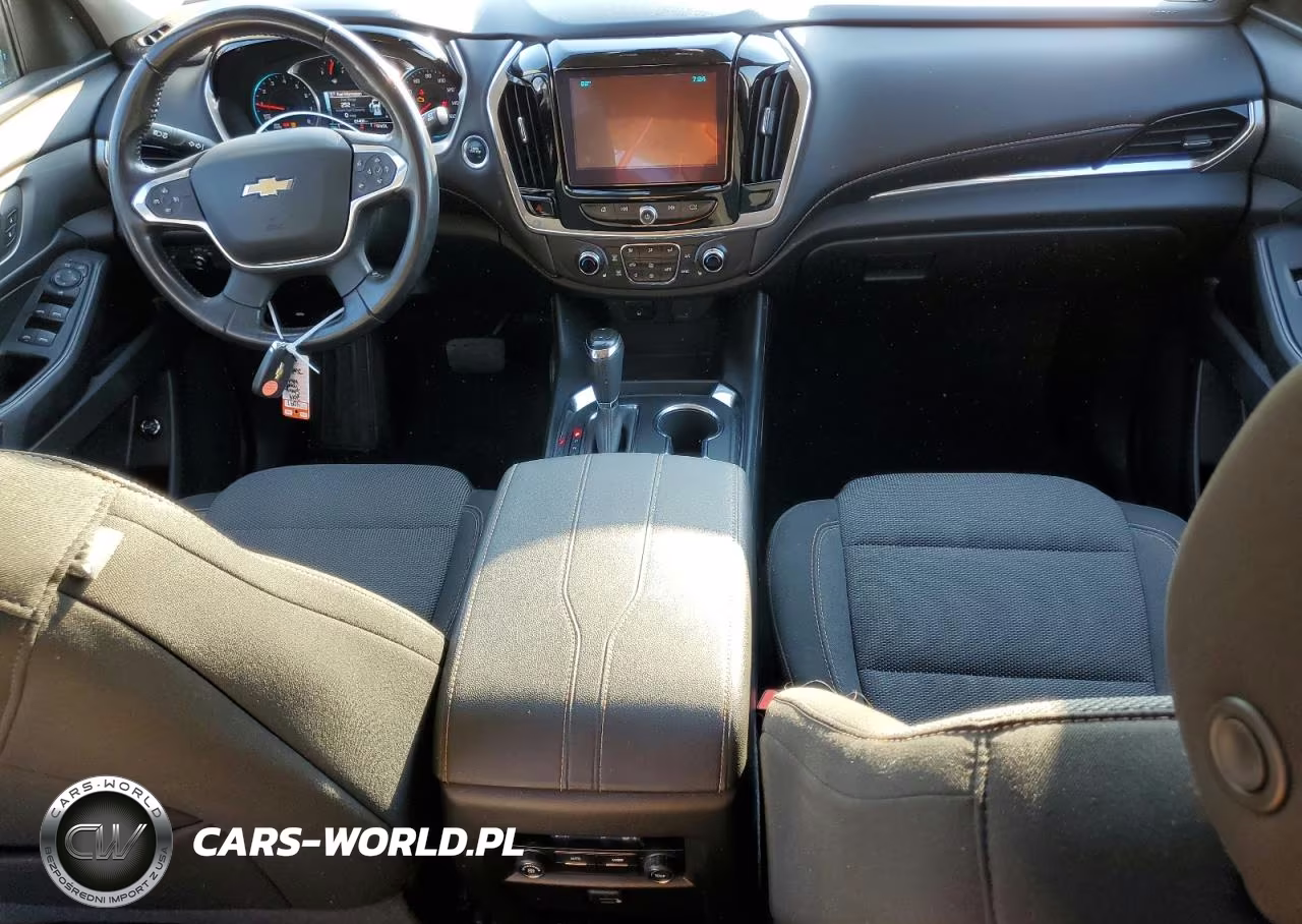 2019 Chevrolet Traverse Lt VIN:1GNERGKWXKJ124061 - 8