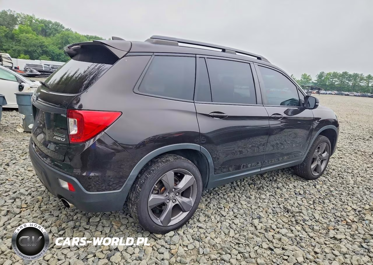 2019 Honda Passport Touring VIN:5FNYF8H9XKB001423 - 3