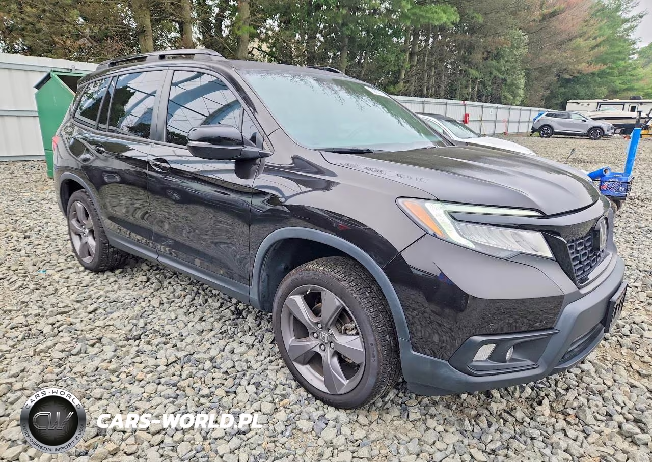 2019 Honda Passport Touring VIN:5FNYF8H9XKB001423 - 4