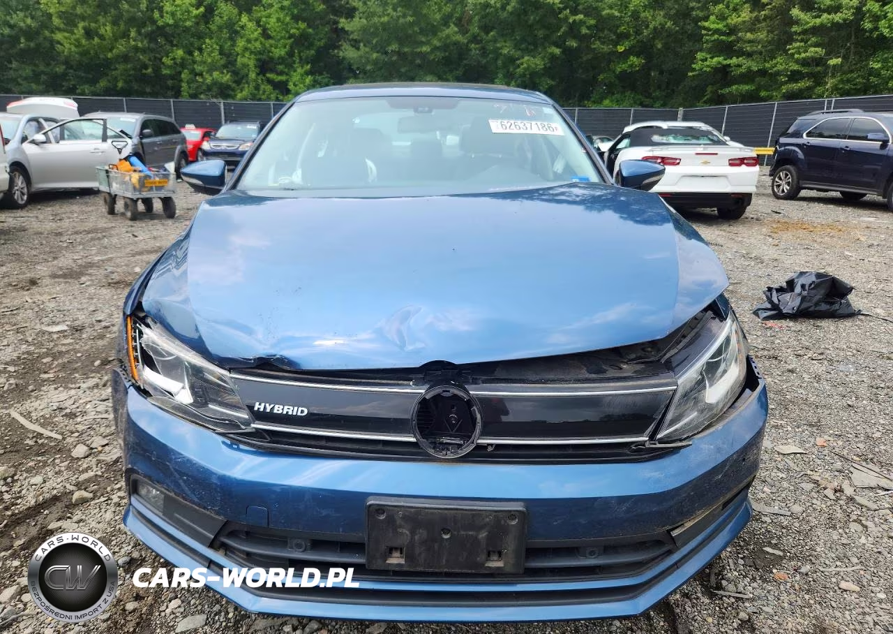 2016 Volkswagen Jetta Hybrid VIN:3VW637AJ1GM208006 - 5