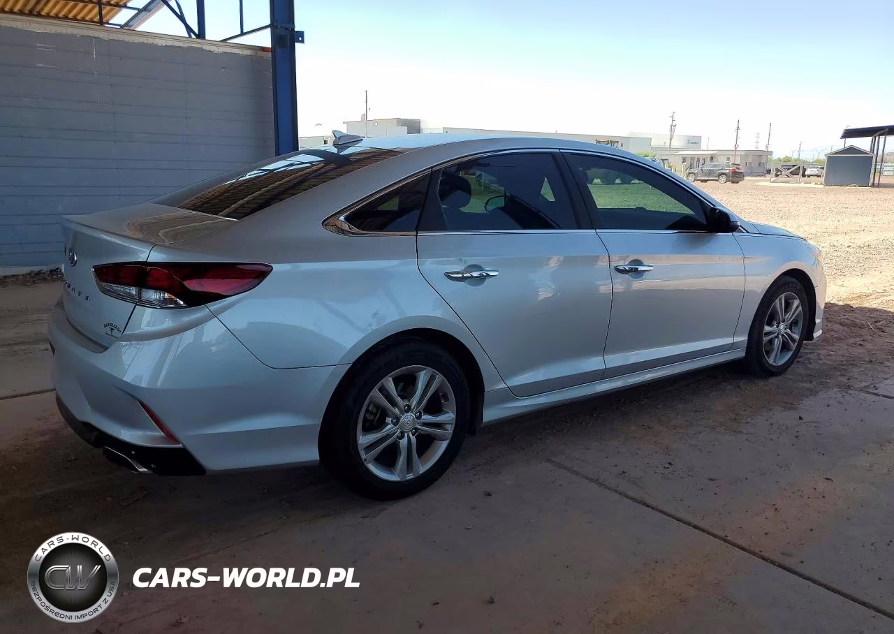 2018 Hyundai Sonata Sel VIN:5NPE34AF9JH657889 - 3